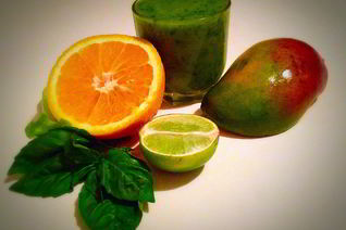 Мангово-базиликовый смузи