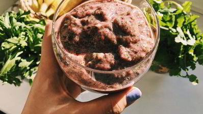 смузи банан-финики-руккола