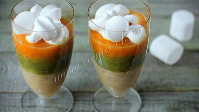 смузи-десерт с маршмэллоу