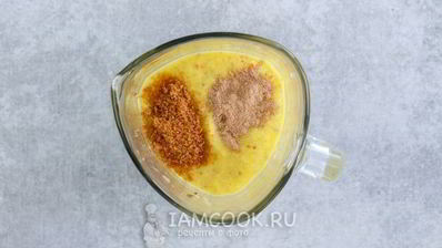 смузи из банана и яблок с апельсиновым соком