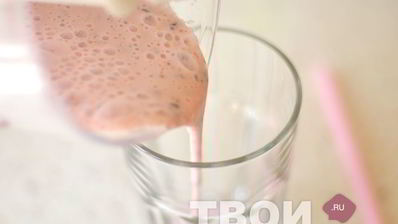 смузи из черной смородины и мяты