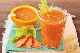 Смузи из моркови и сельдерея