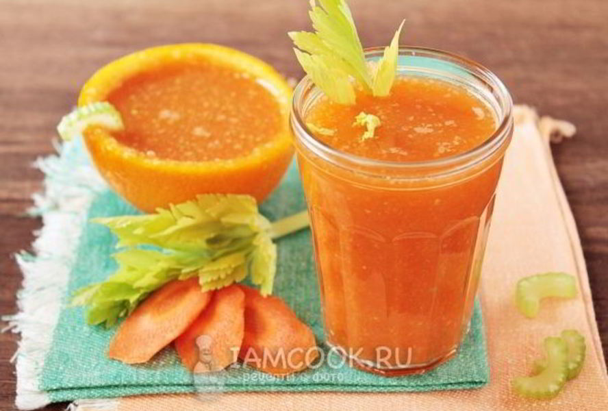 Смузи из моркови и сельдерея