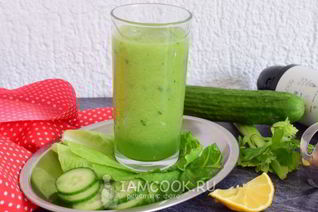 Смузи из огурцов и сельдерея