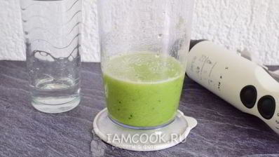 смузи из огурцов и сельдерея