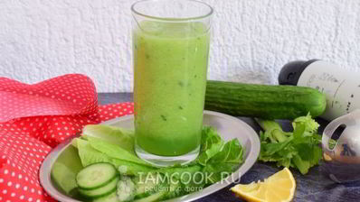смузи из огурцов и сельдерея