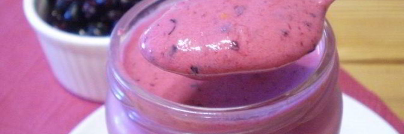 Смузи из замороженных ягод