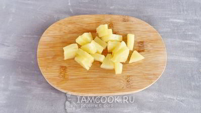 смузи с ананасом и сельдереем