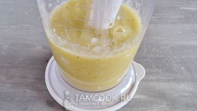 смузи с ананасом и сельдереем