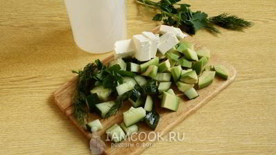 смузи с авокадо и свежим огурцом