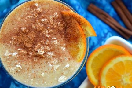 Смузи с бананом и апельсином