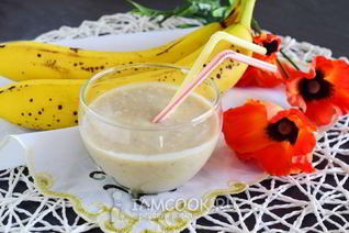 Смузи с бананом и кокосовым молоком