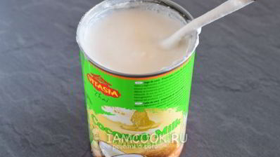 смузи с бананом и кокосовым молоком