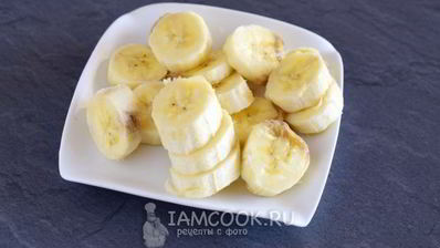 смузи с бананом и кокосовым молоком