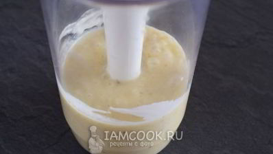 смузи с бананом и кокосовым молоком