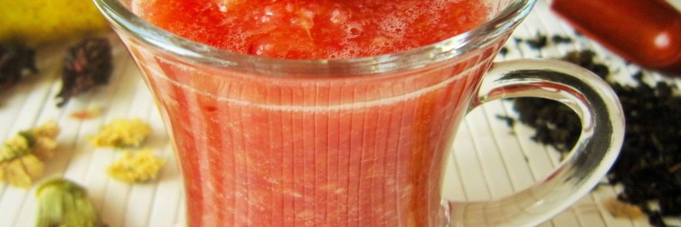 Смузи с грушей, апельсином и зеленым чаем