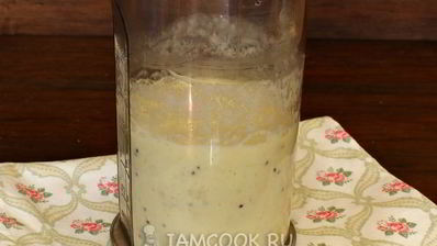 смузи с киви, бананом и молоком