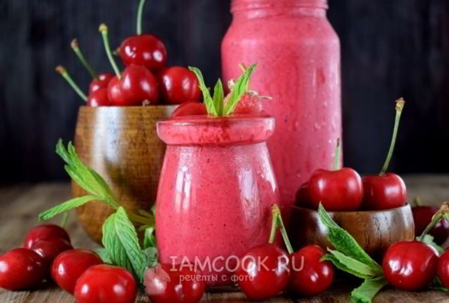 Смузи с малиной и черешней