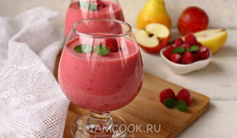 Рецепт смузей с малиной, яблоком и грушей