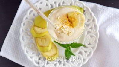 смузи с творогом и бананом