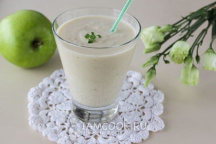 Смузи с яблоком и творогом