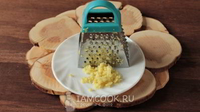 смузи с яблоком, морковью и имбирем