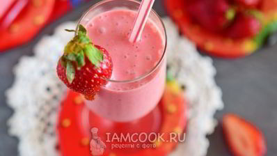 смузи с замороженной клубникой