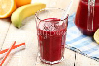 Свекольный смузи с яблоками