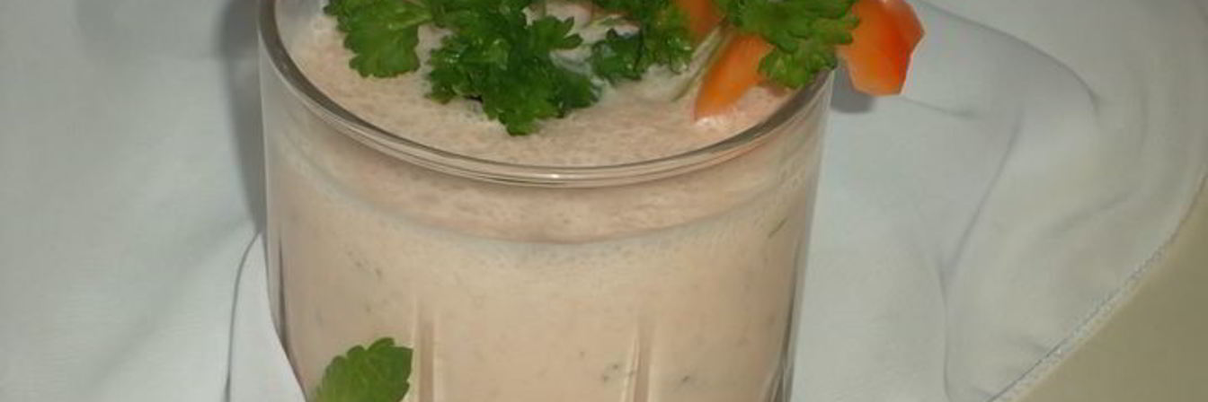 Томатно-огуречный смузи с петрушкой