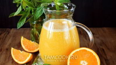 тропический смузи с консервированным манго и ананасом