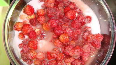 земляничный смузи с мюсли