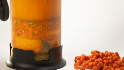 теплый облепиховый напиток