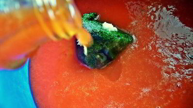 томатно-шпинатный напиток