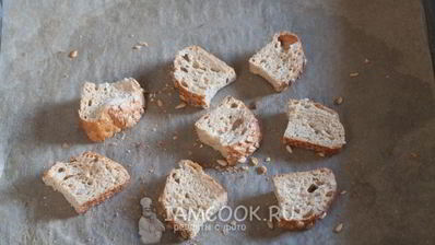 греческий салат с сухариками