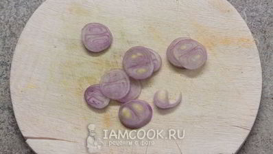 греческий салат с сухариками