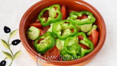 греческий салат с сыром фета