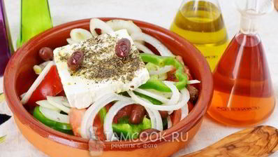 греческий салат с сыром фета