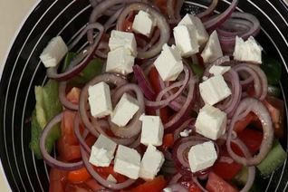 Легкий греческий салат