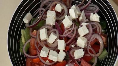 легкий греческий салат