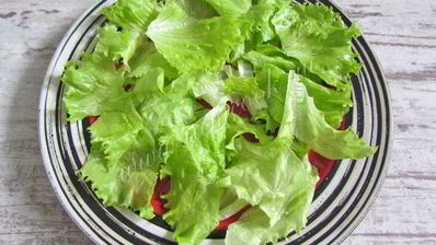 салат греческий с курицей