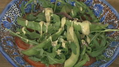 картофельный салат с авокадо и домашним майонезом