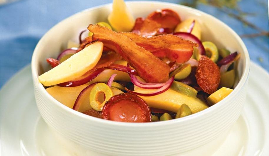 Рецепт картофельного салата с копченостями