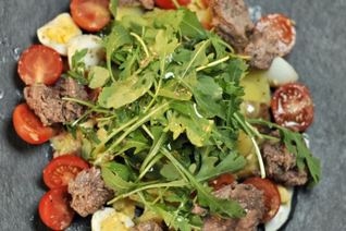 Картофельный салат с печенью трески