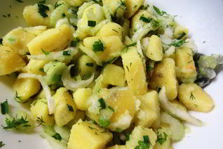 Картофельный салат с сельдереем