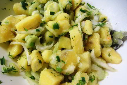 Картофельный салат с сельдереем