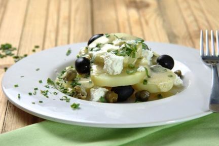 Картофельный салат с сыром фета