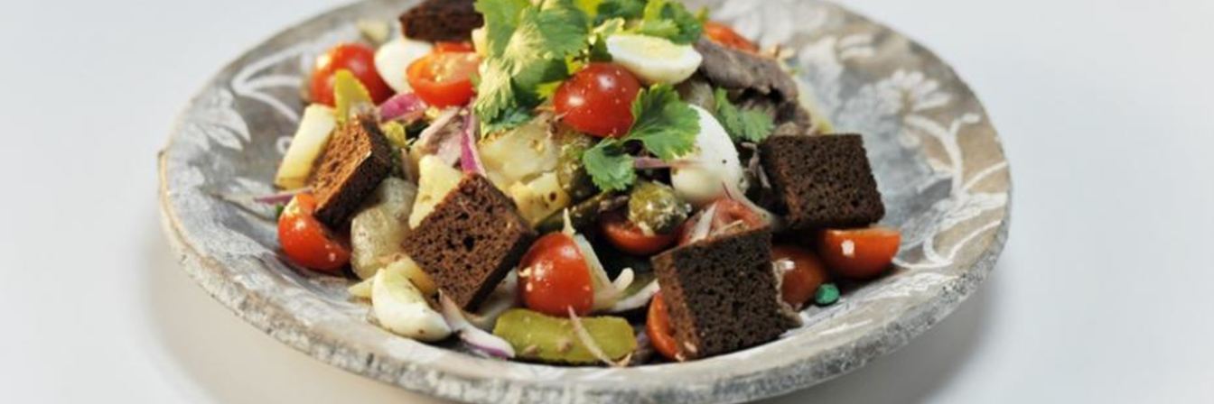 Новогодний картофельный салат с говядиной