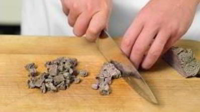 салат из картофеля с сельдью и телятиной