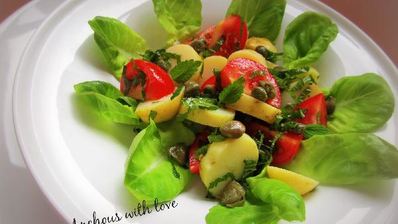 салат из молодого картофеля с каперсами и мятой