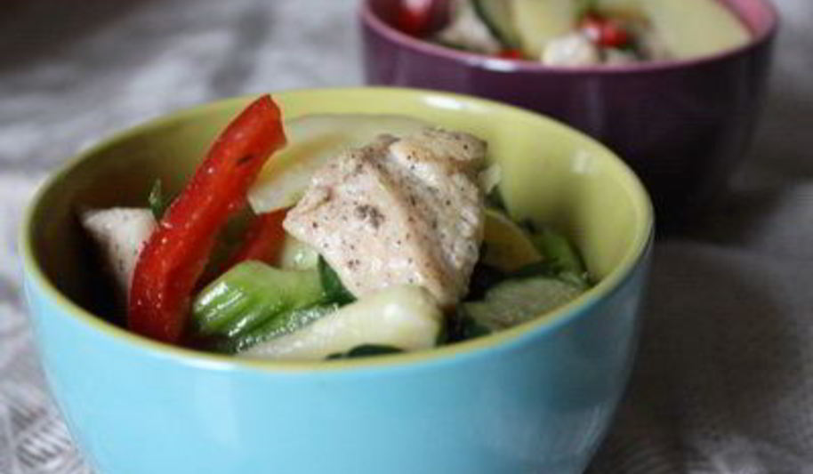 Рецепт салата с молодым картофелем и курицей